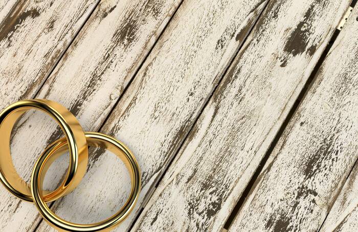linked wedding rings